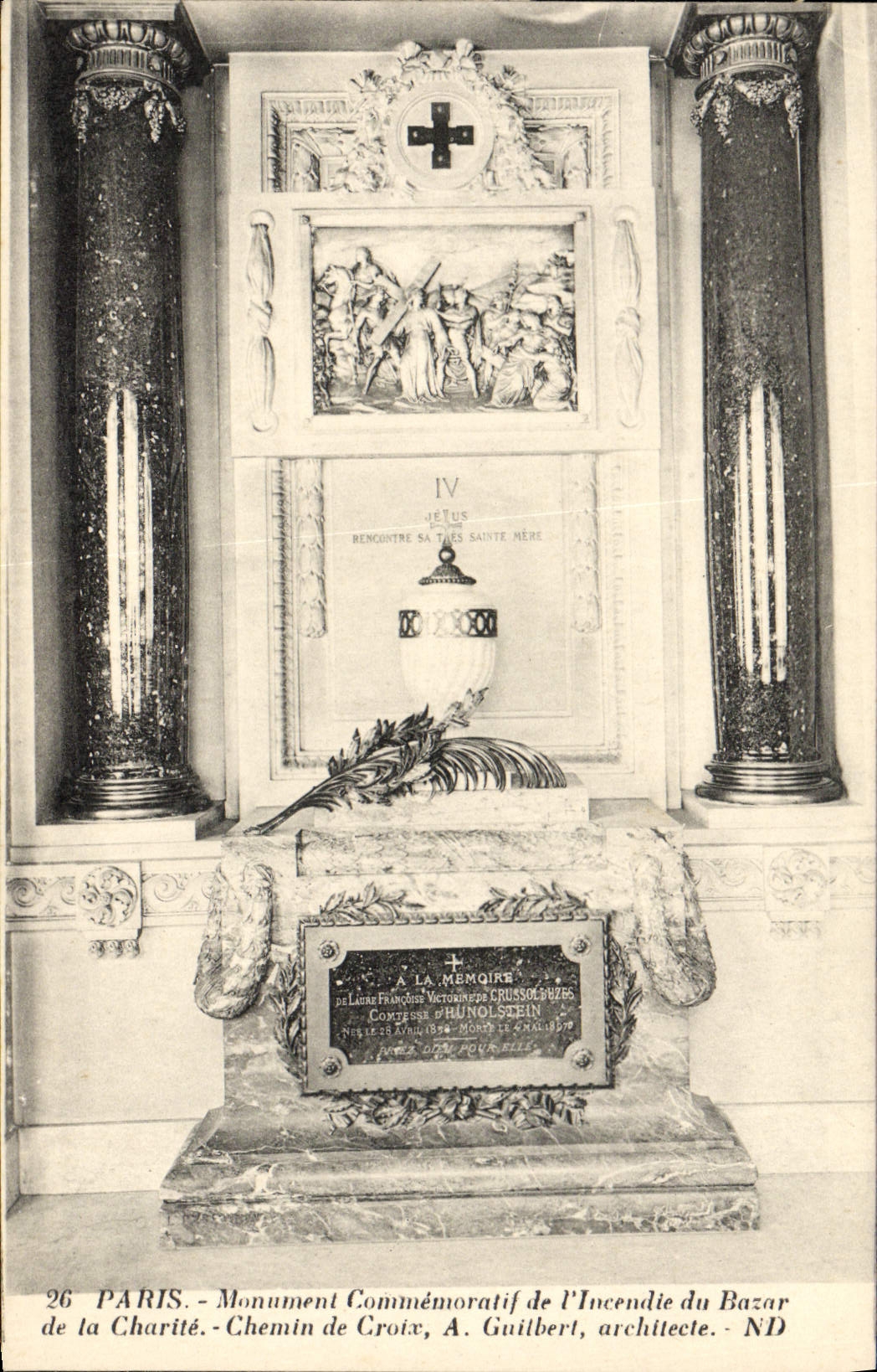 CPA Paris Monuments Commemoratif De l'Incendie Du Bazar De la Charite Chemin de croix