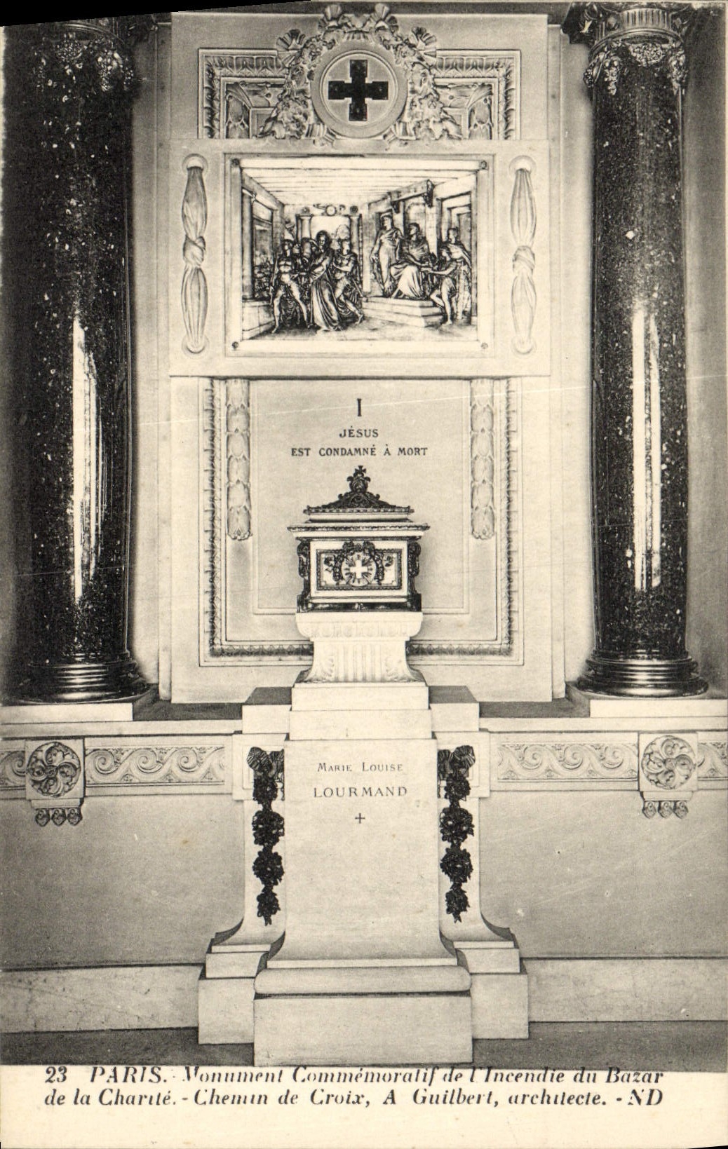 CPA Paris Monuments Commemoratif De l'incendie Du Bazar De la Charite Chemin de croix