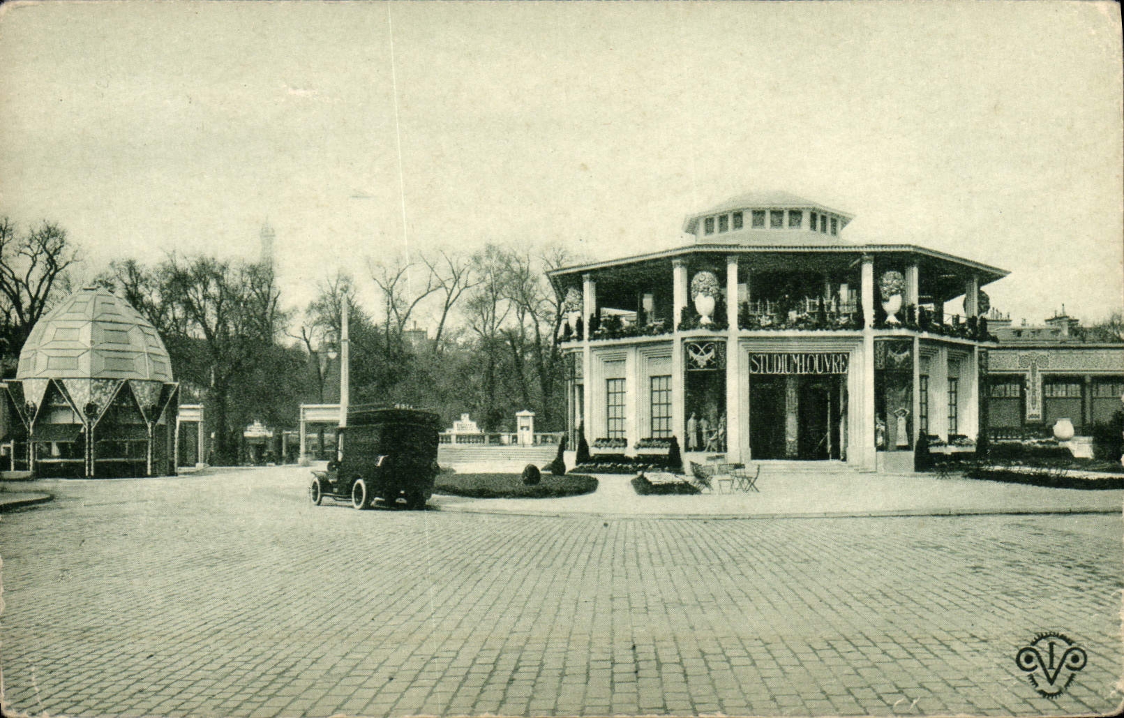 VINTAGE POSTCARD Esplanade Of the Invalids Paris 1925