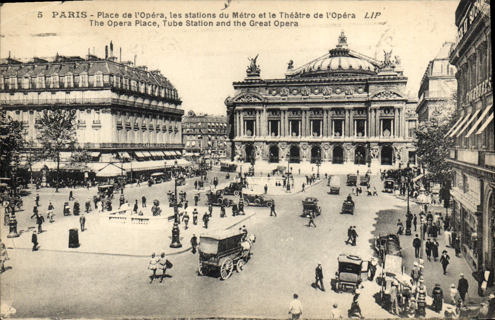 CPA Paris Place De L'Opera Les Stations Du Metro Et Le Theatre De l'Opera