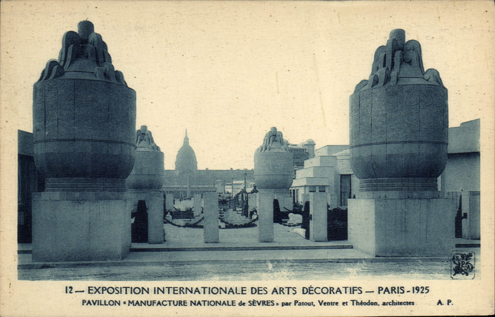 La exposición internacional de la POSTAL de la VENDIMIA de los artes decorativos París Pavillon fabrica a nacional separado