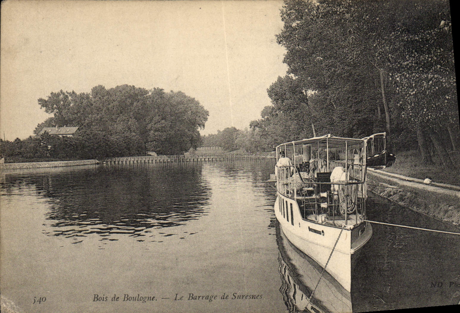 CPA Bois De Boulogne Le Barrage De Suresnes Bateau Peniche