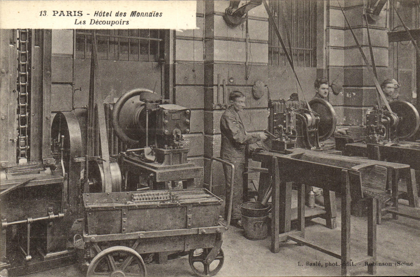 CPA Paris Hotel Des Monnaies Les Decoupoirs