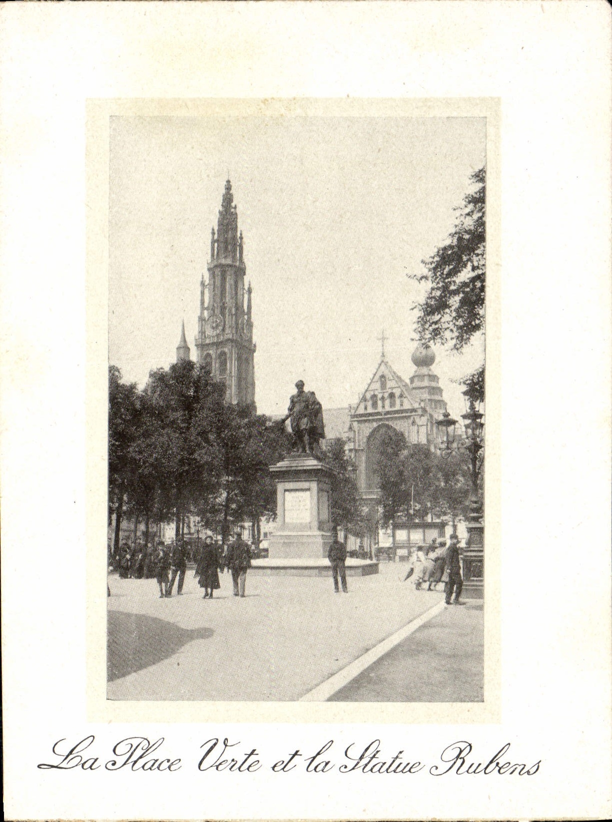 POSTAL Amberes de la VENDIMIA el lugar verde y el Relens estatua