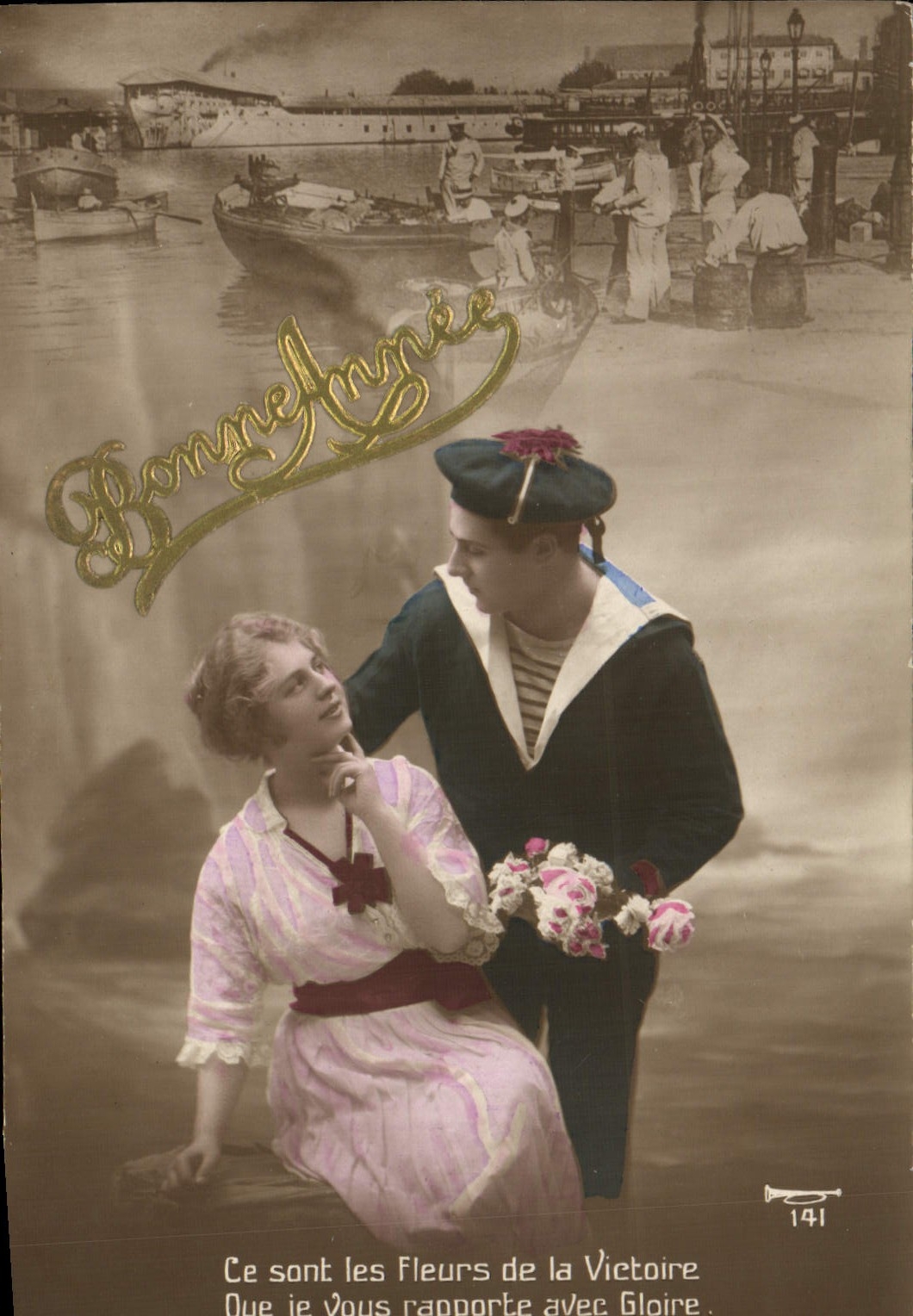 CPA Fantaisie Femme Marin Militaria Bateaux