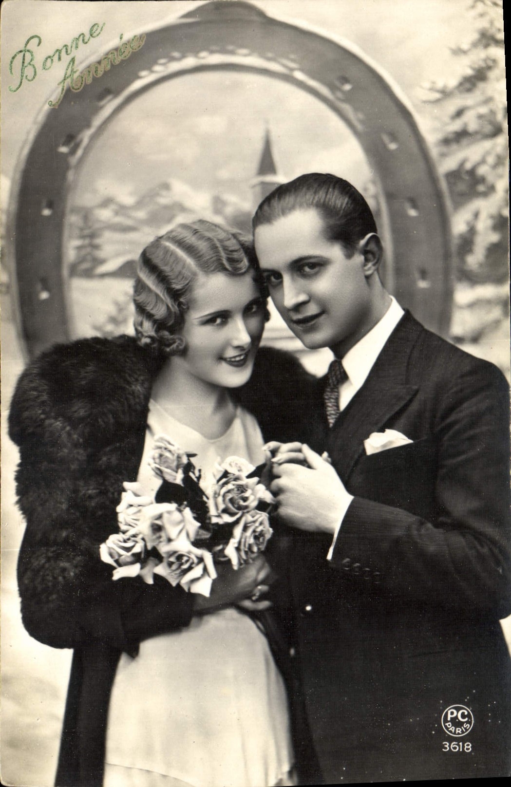 CPA Fantaisie Femme Fer a cheval