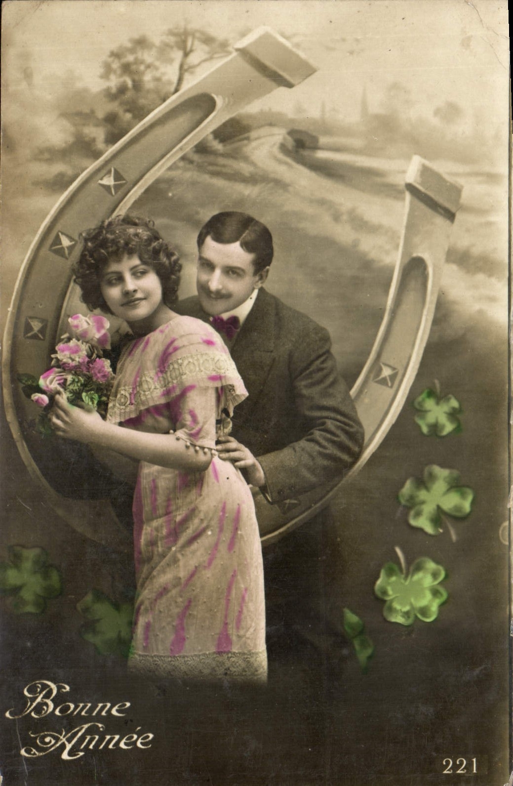 CPA Fantaisie Femme Fer a cheval