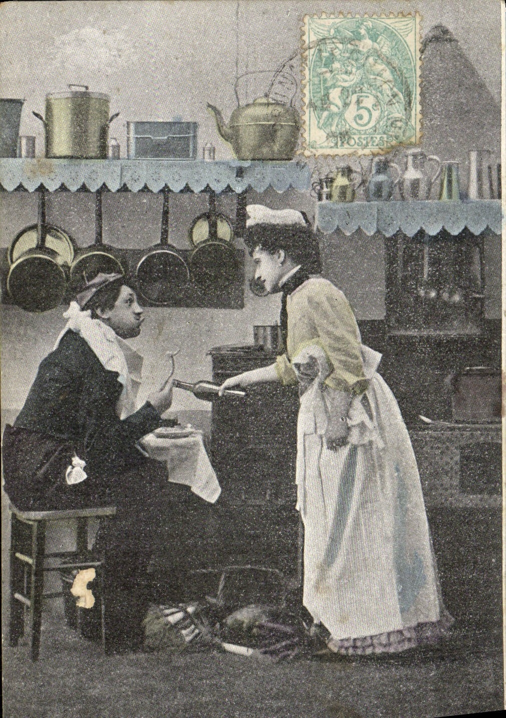 CPA Fantaisie Femme Idylle a la cuisine