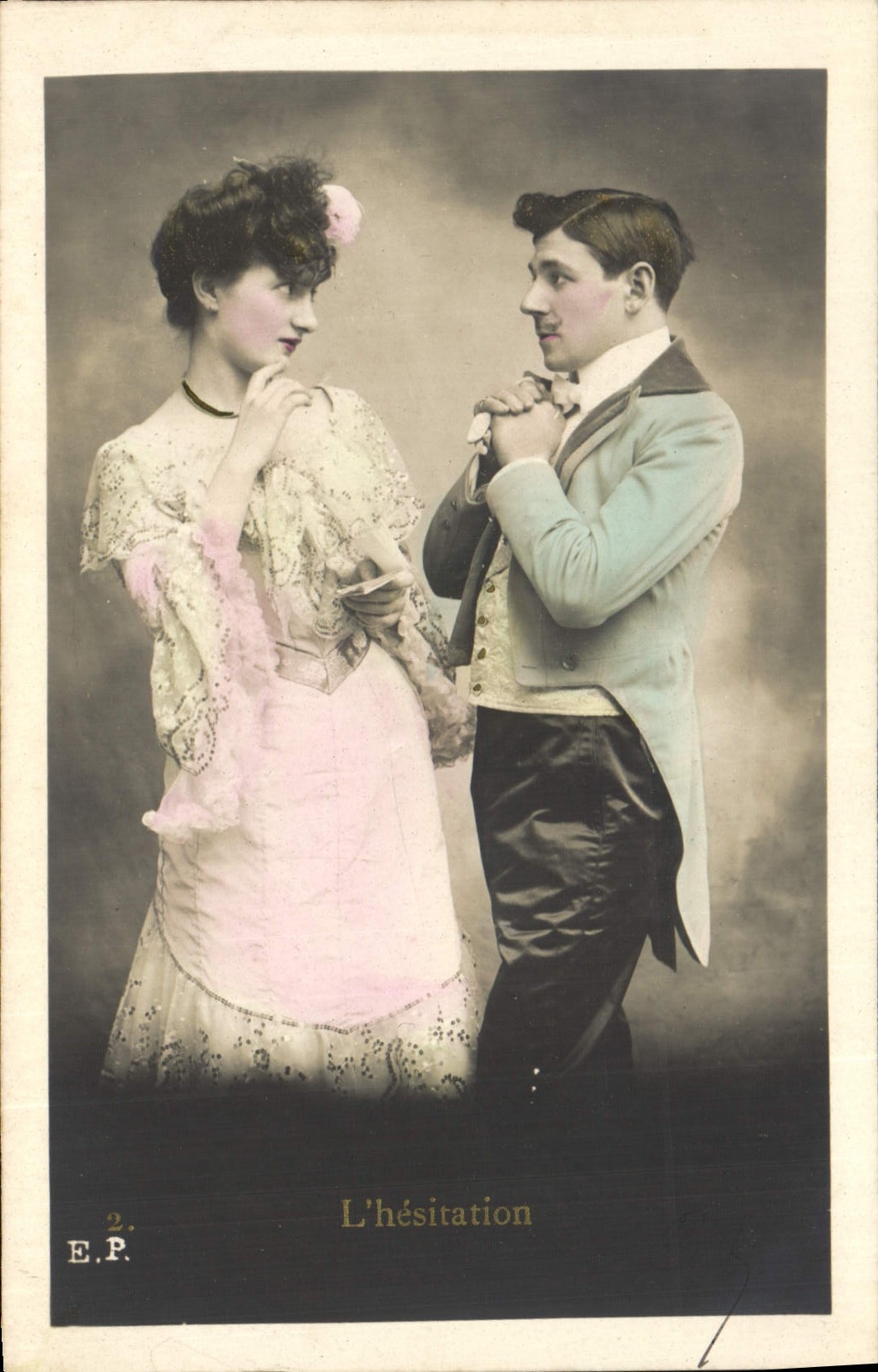 CPA Fantaisie Femme L'hesitation