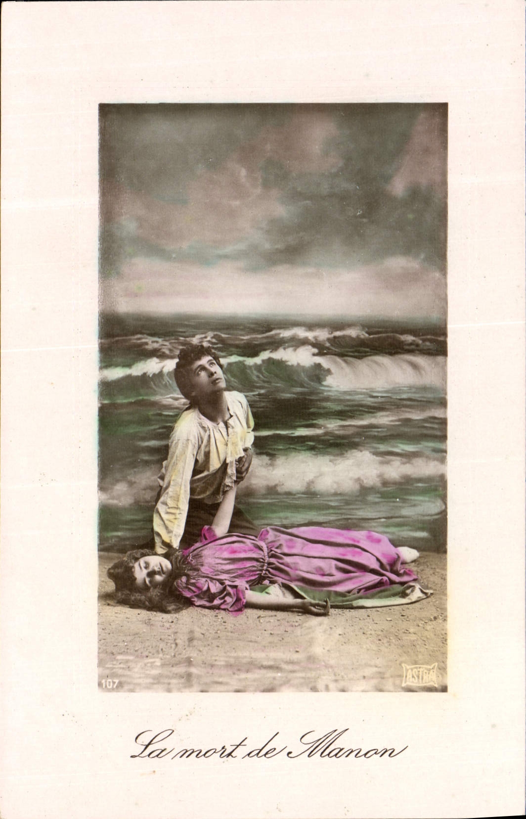 VINTAGE POSTCARD Fantasy Woman the death of Manon