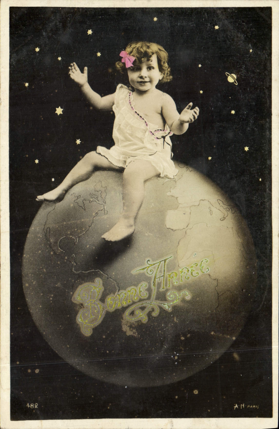 CPA Fantaisie Enfant Globe