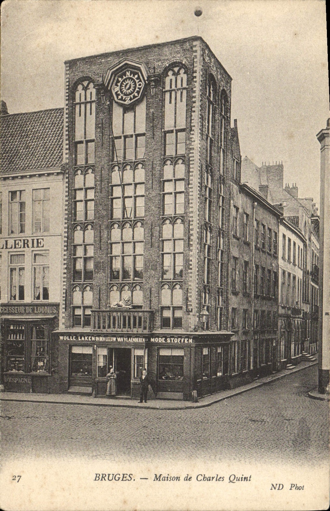 VINTAGE POSTCARD Bruges House of Charles Quint