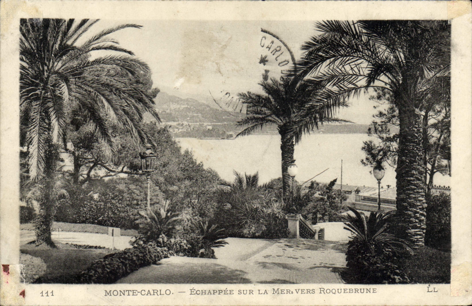 CPA Monaco Monte Carlo Echappee sur la mer vers roquebrune