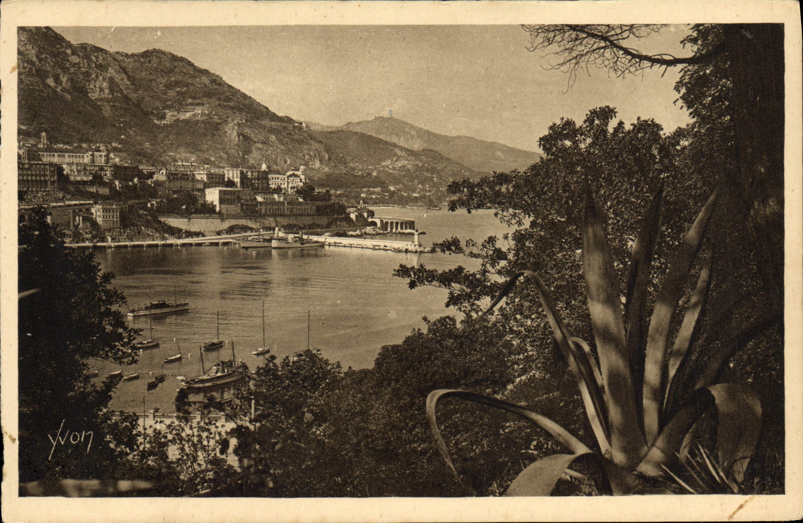 CPA Monaco Monte Carlo Vue prise des jardins de Monaco