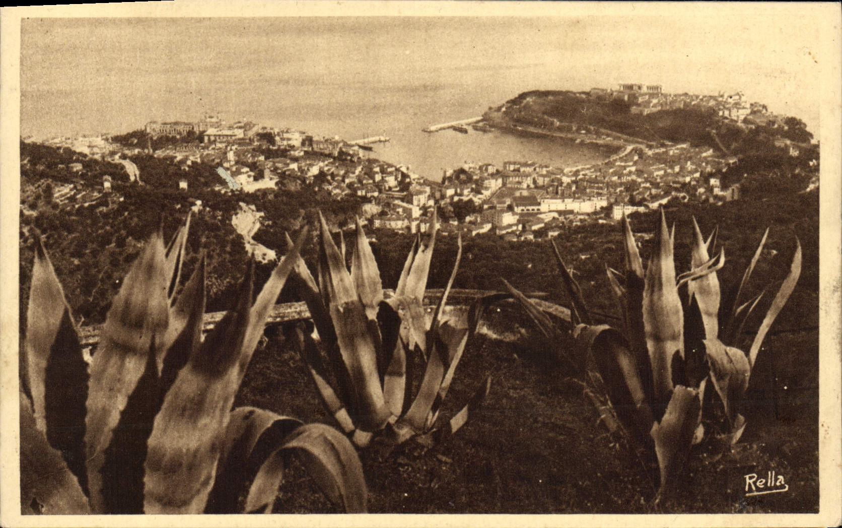 CPA Monaco Monte Carlo et le rocher de Monaco vu de la Turbie