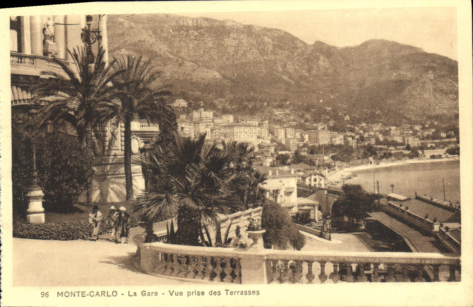 CPA Monte Carlo La Gare Vue Prise des Terrasses
