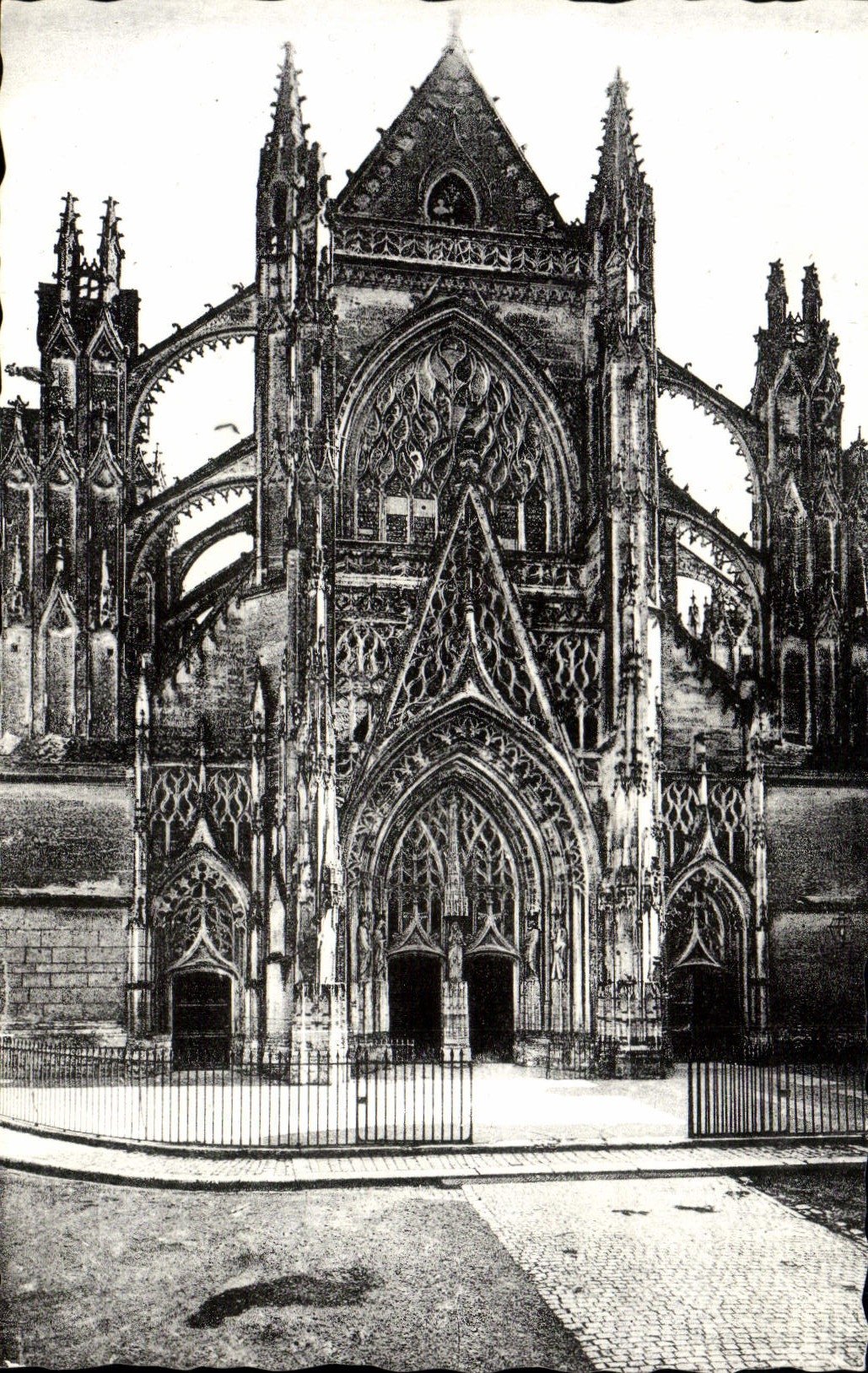 POSTAL MODERNA puerta principal de Vendome de la iglesia de la abadía vieja de la trinidad