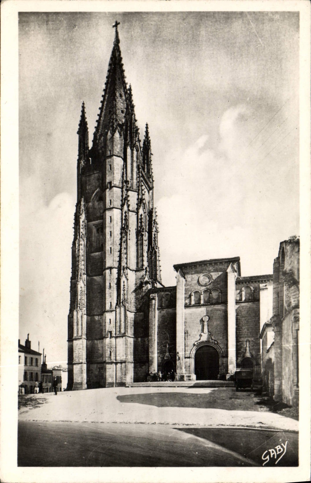 MODERN CARD Saintes Church Eutrope Saint