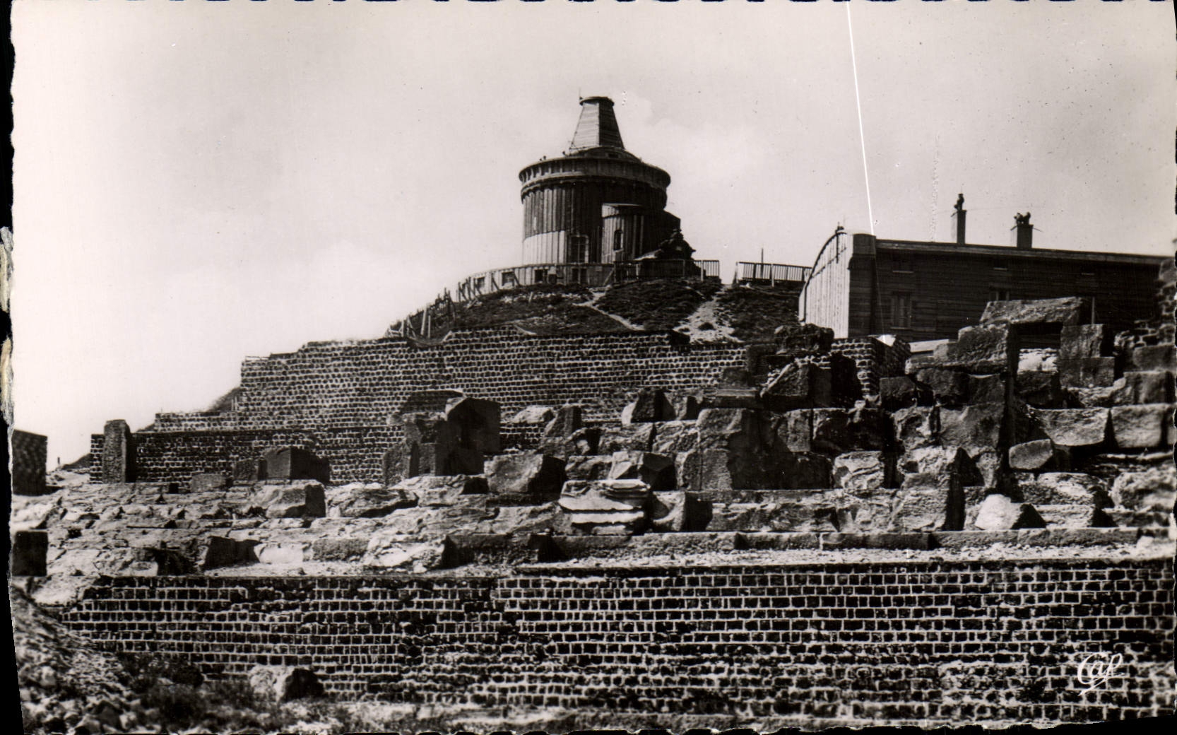 MODERN CARD the Observatory of Puy de Dome and Ruins of the Mercury Temple