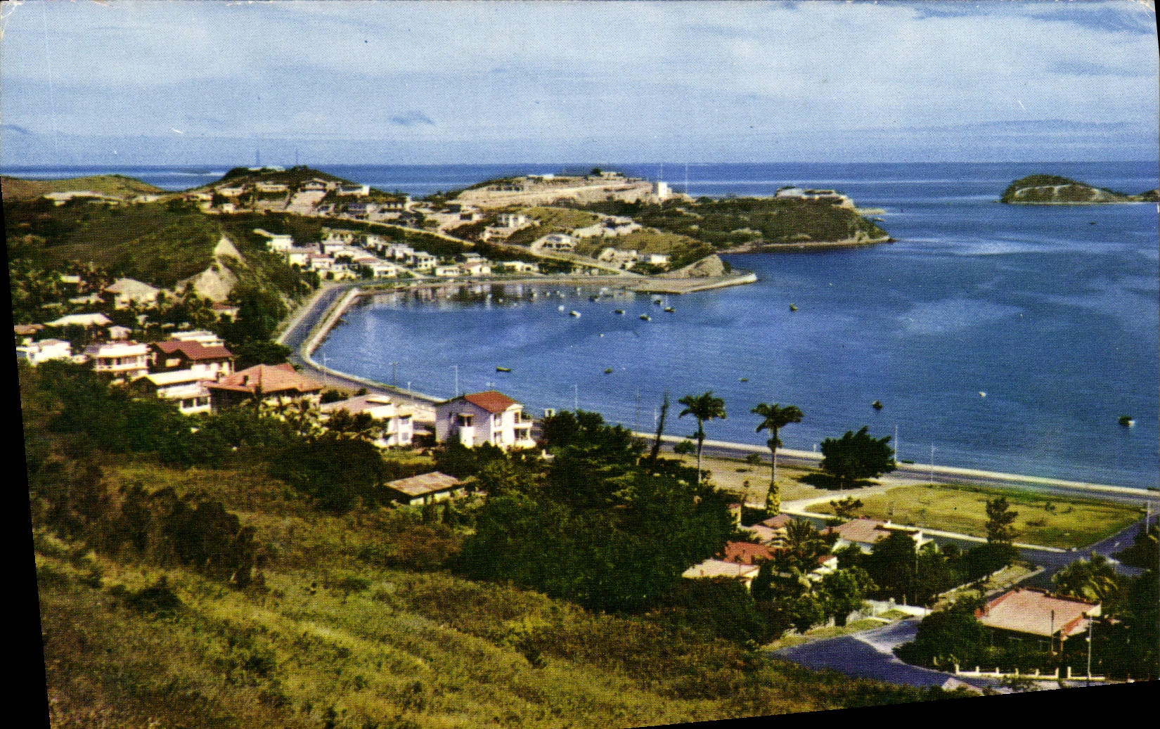 CPA Baie De l'Orphelinat Et Ilot Brun Nouvelle Caledonie