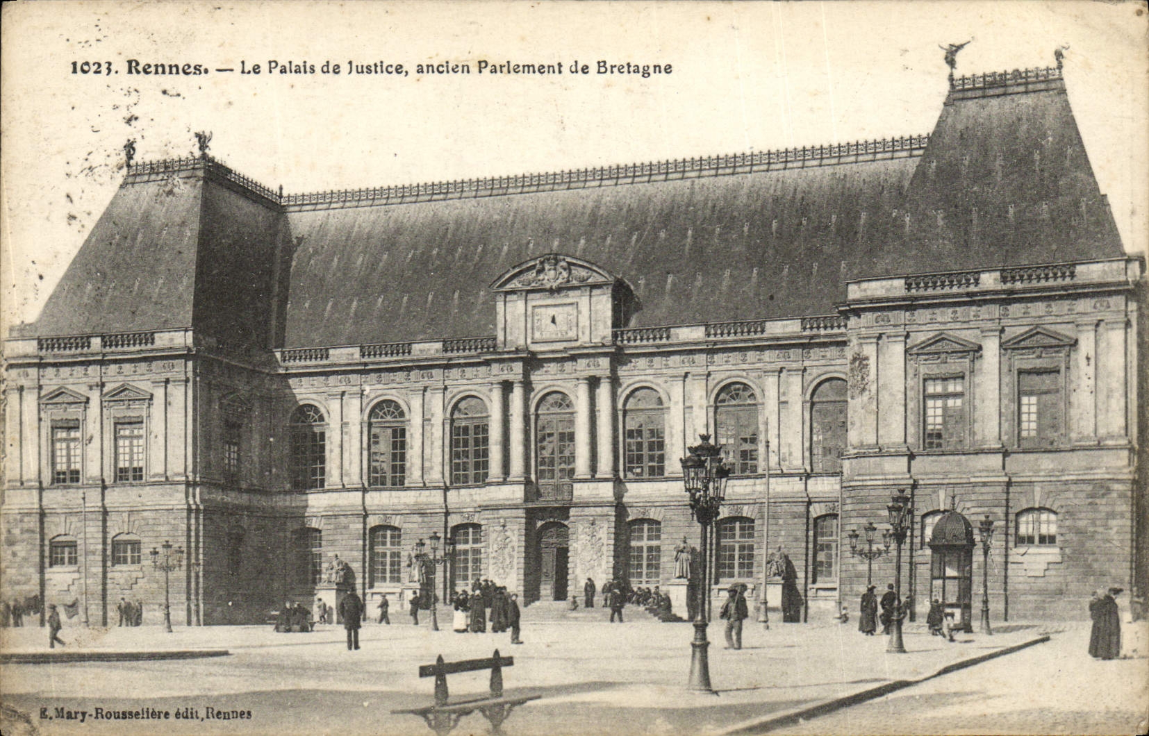 CPA Rennes Le Palais De Justice ancien Parlement De Bretagne