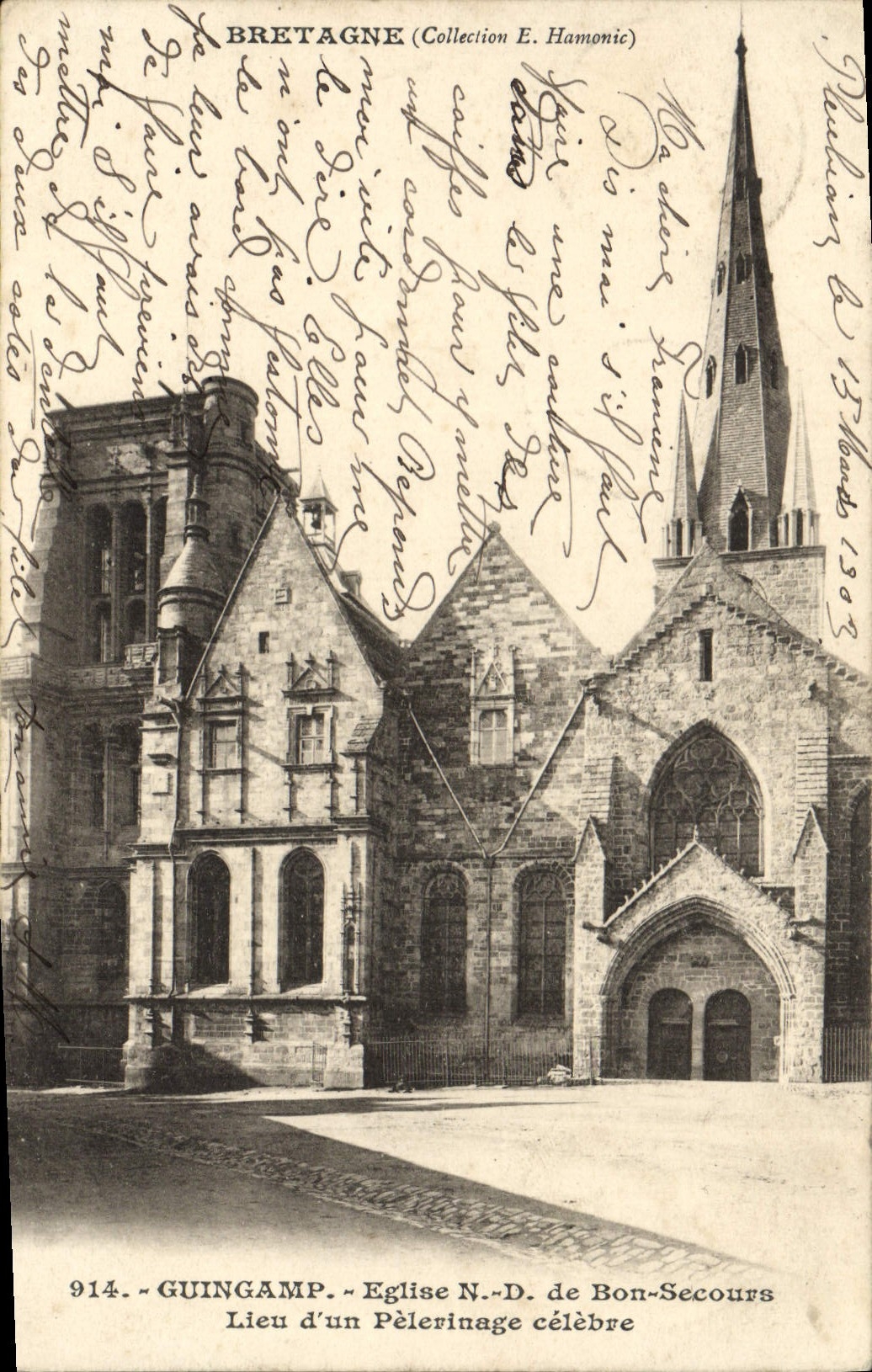 CPA Guingamp Eglise Notre Dame de Bon Secours Lieu d'un pelerinage celebre
