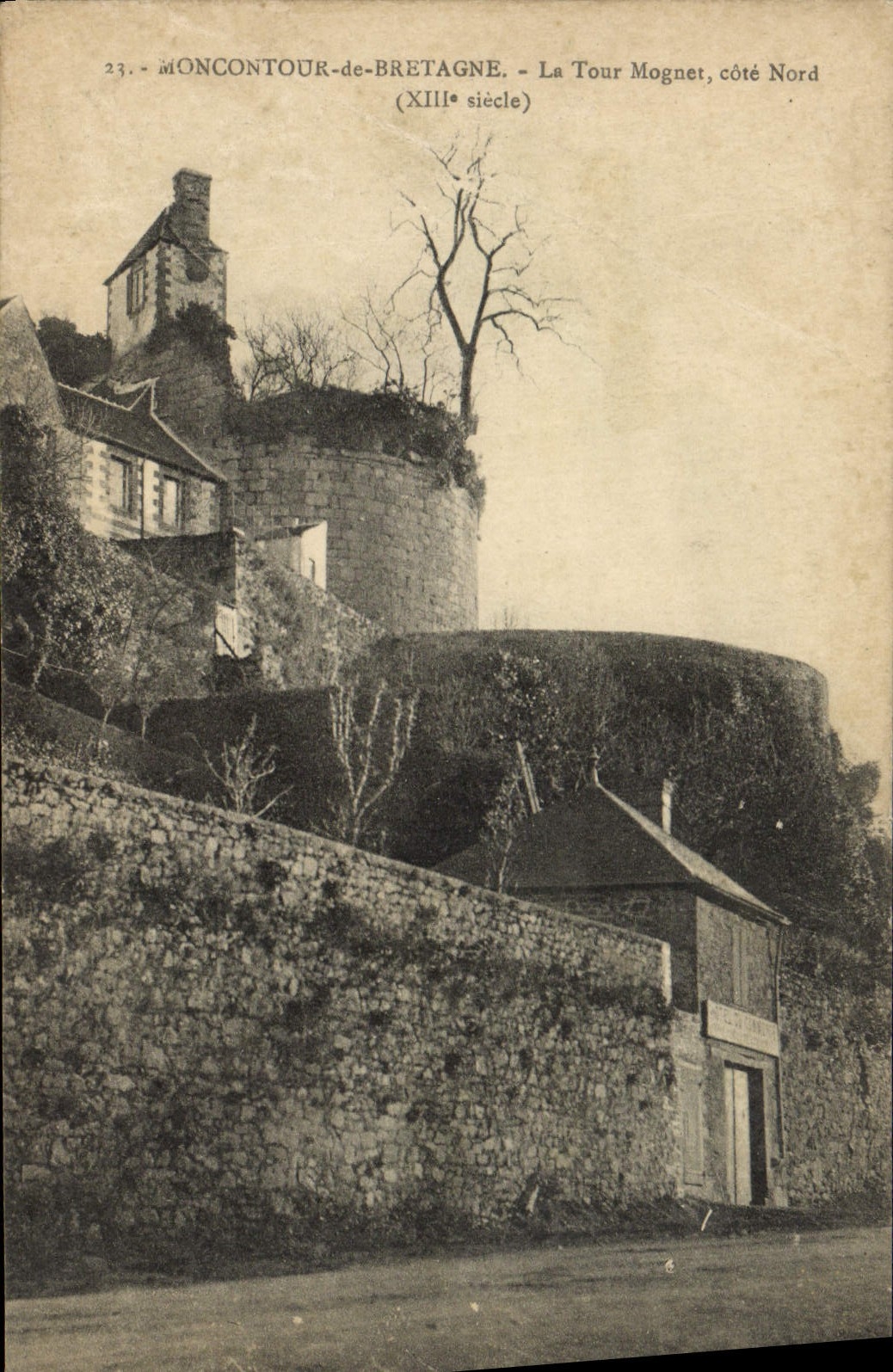 CPA Moncontour de Bretagne La Tour Mognet Cote Nord