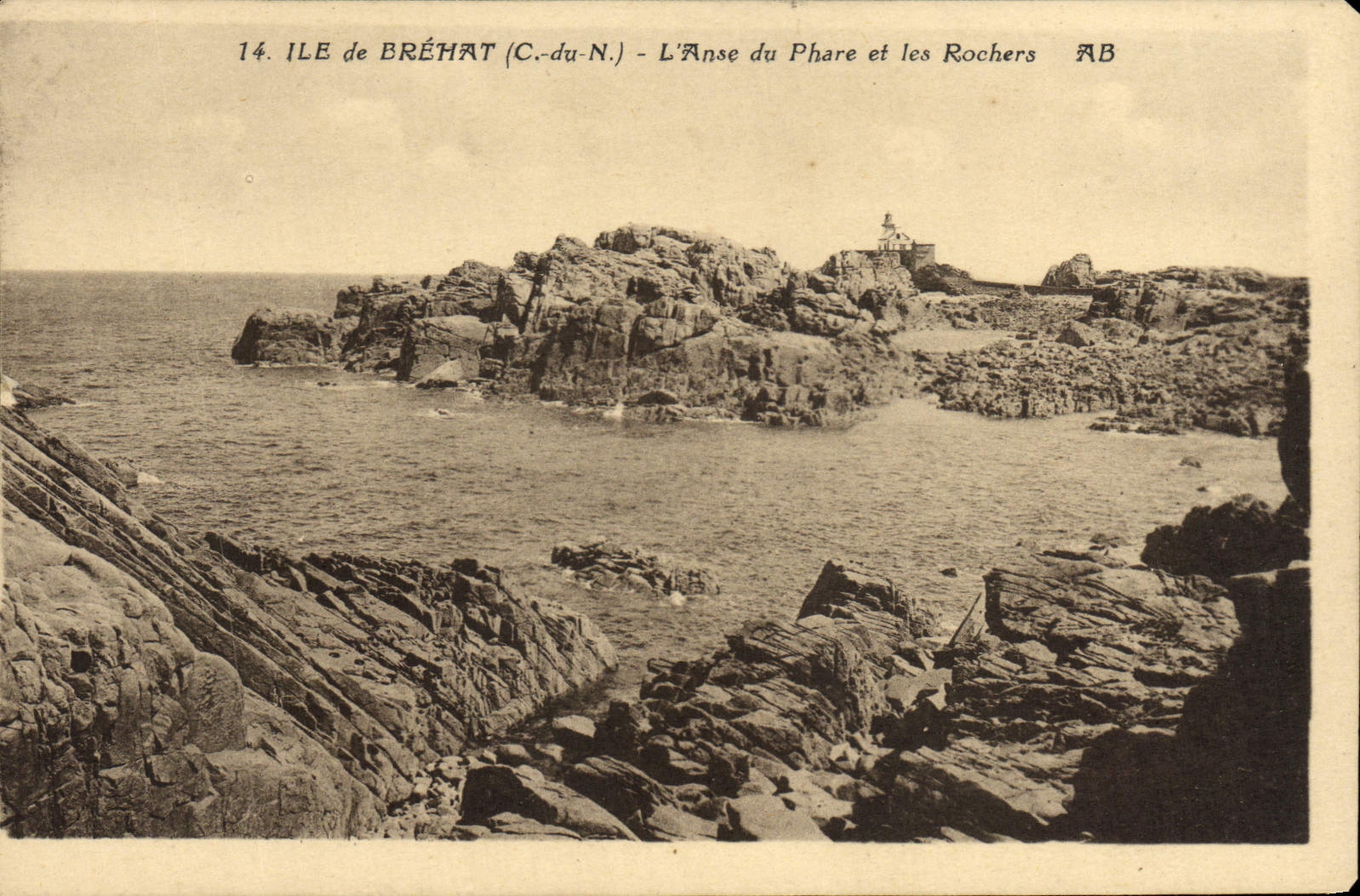 CPA Ile de Brehat L'anse du phare et les rochers