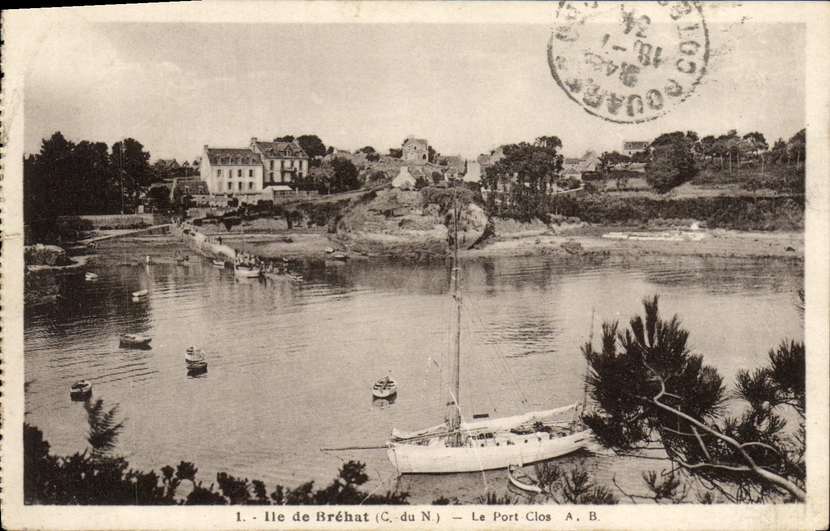 CPA Ile de Brehat Le port clos Bateaux