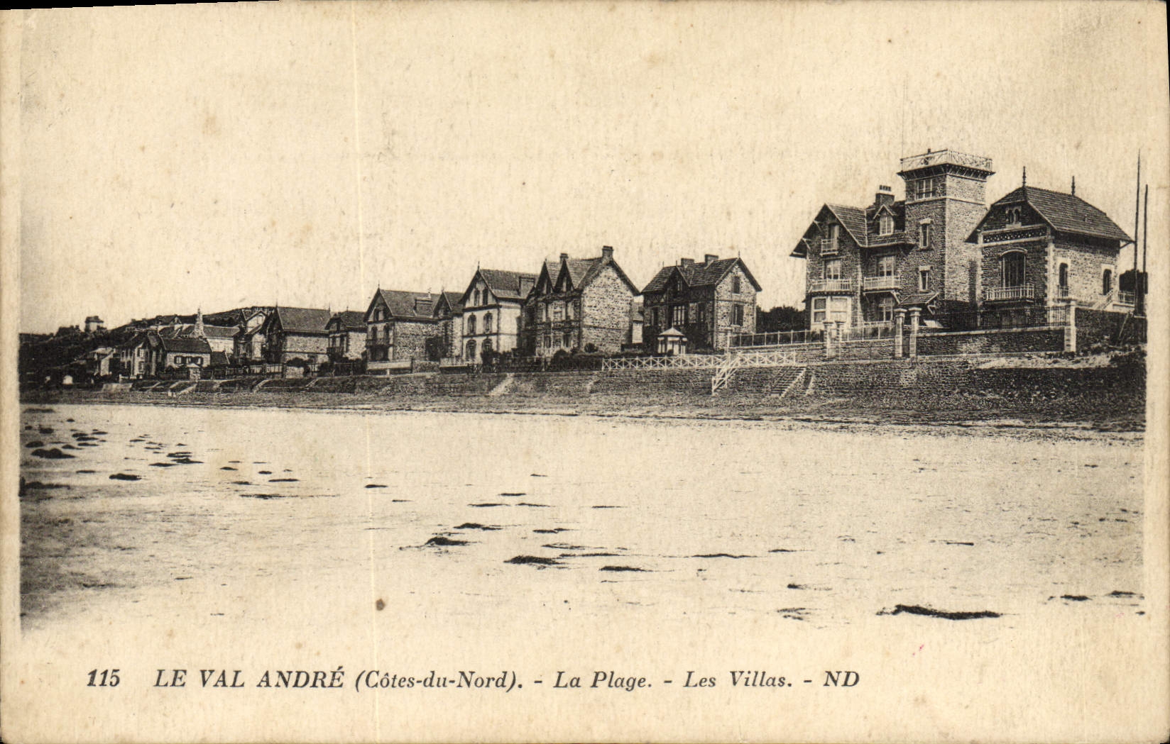 CPA Le Val Andre La Plage Les Villas