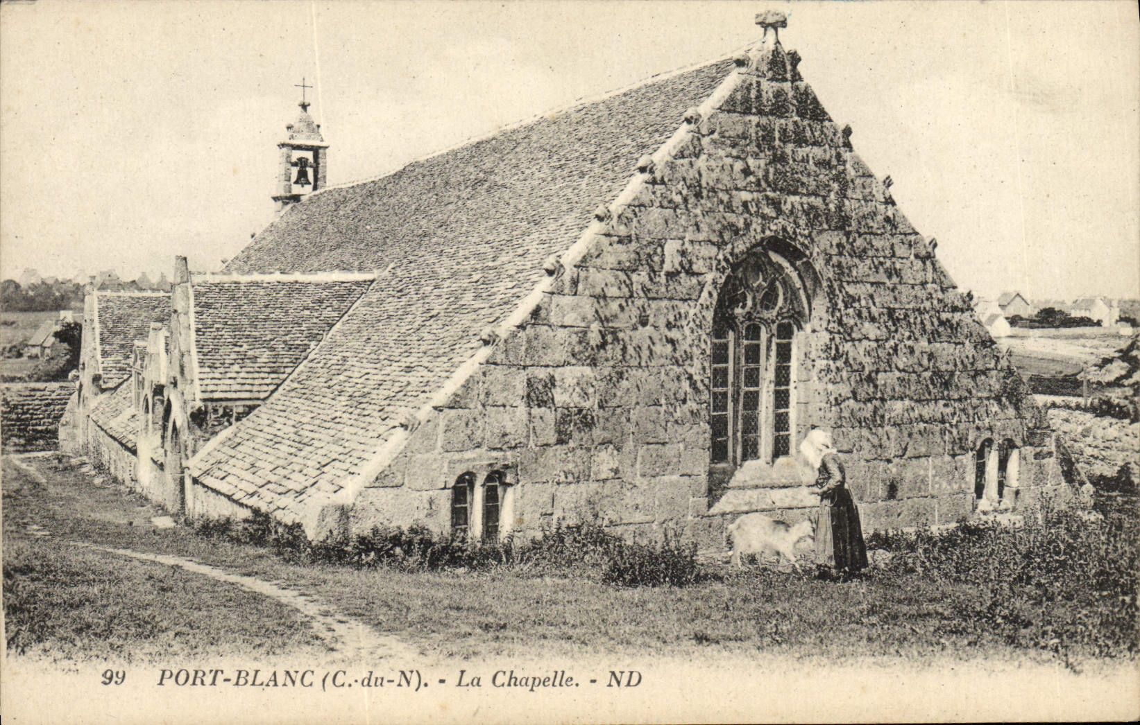 CPA Port Blanc La Chapelle Femme et bouc Chevre