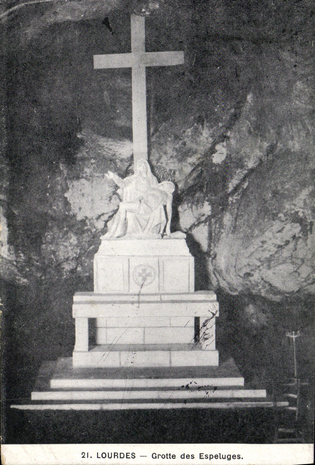 CPA Lourdes Grotte Des Espeluges