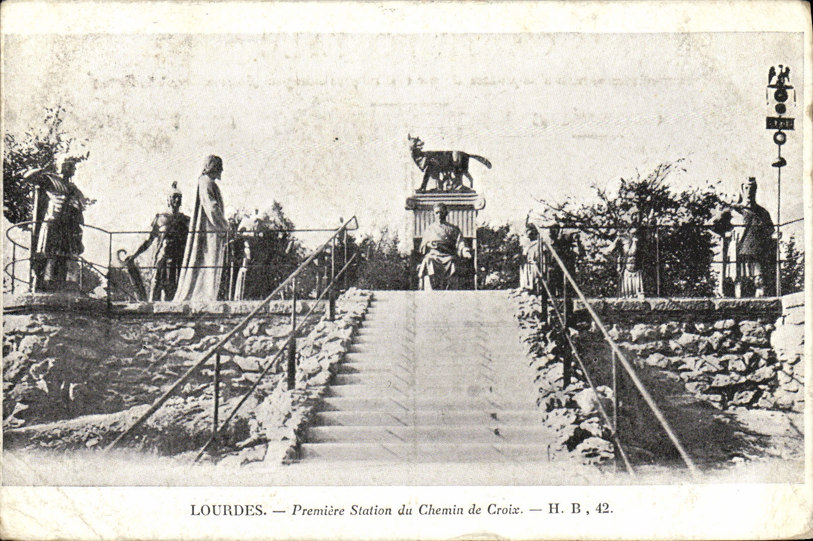 CPA Lourdes Premiere Station du Chemin de Croix