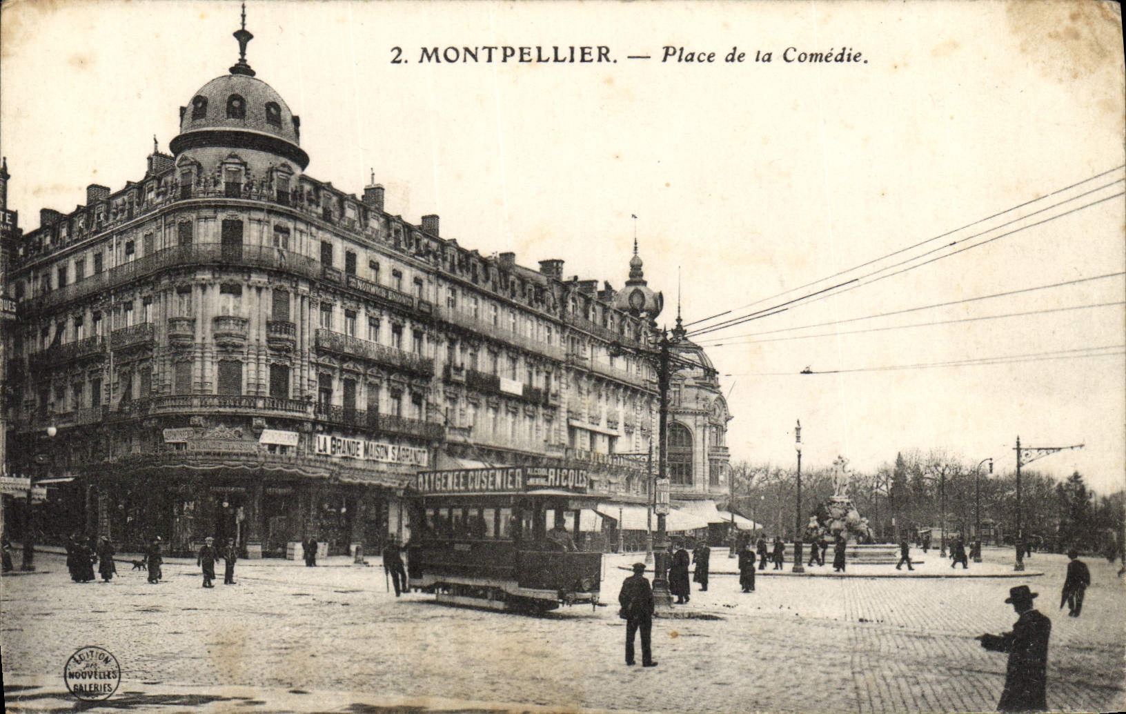 CPA Montpellier Place de la Comedie Tramway