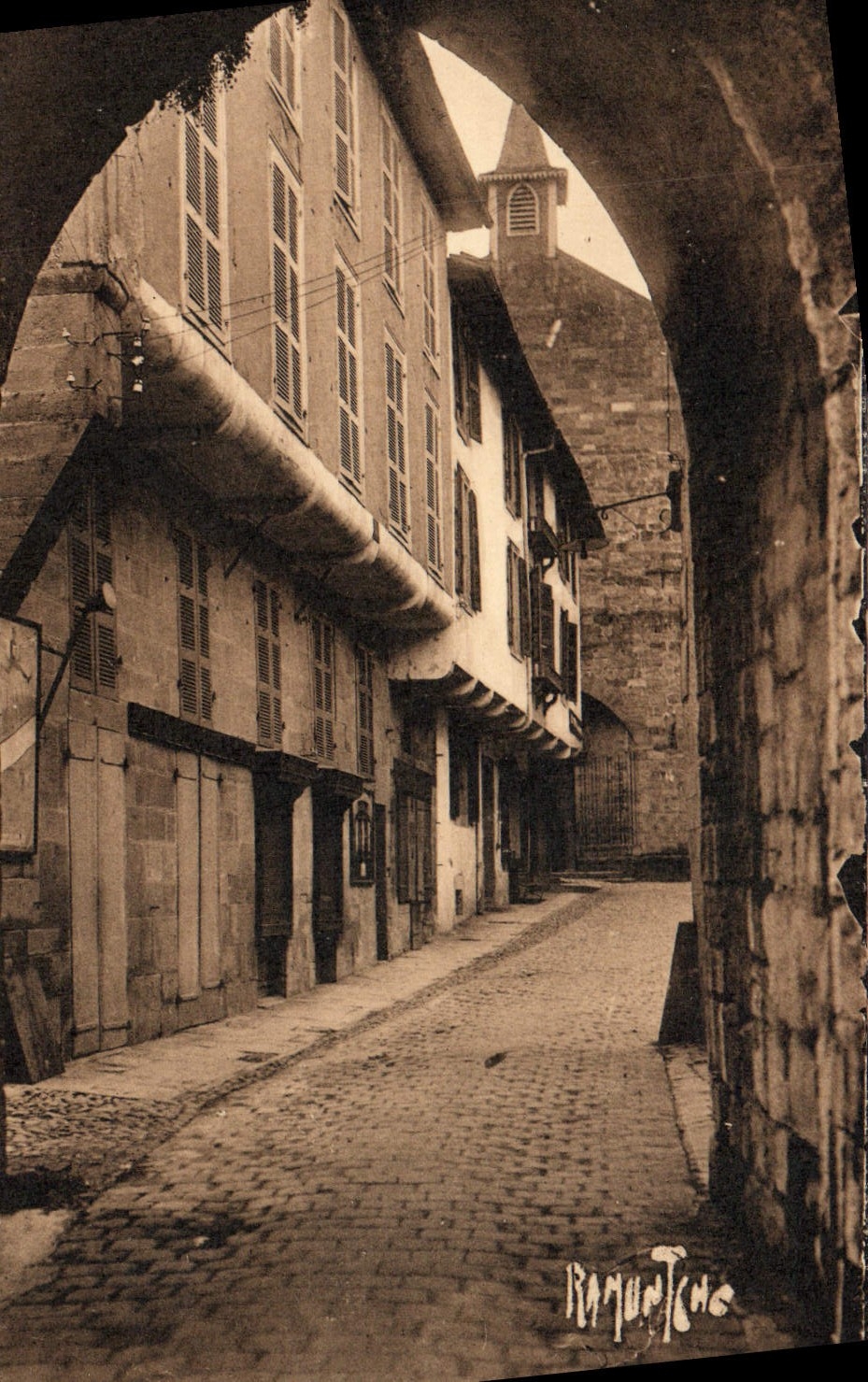 VINTAGE POSTCARD St Jean Foot of Port Street of the Church