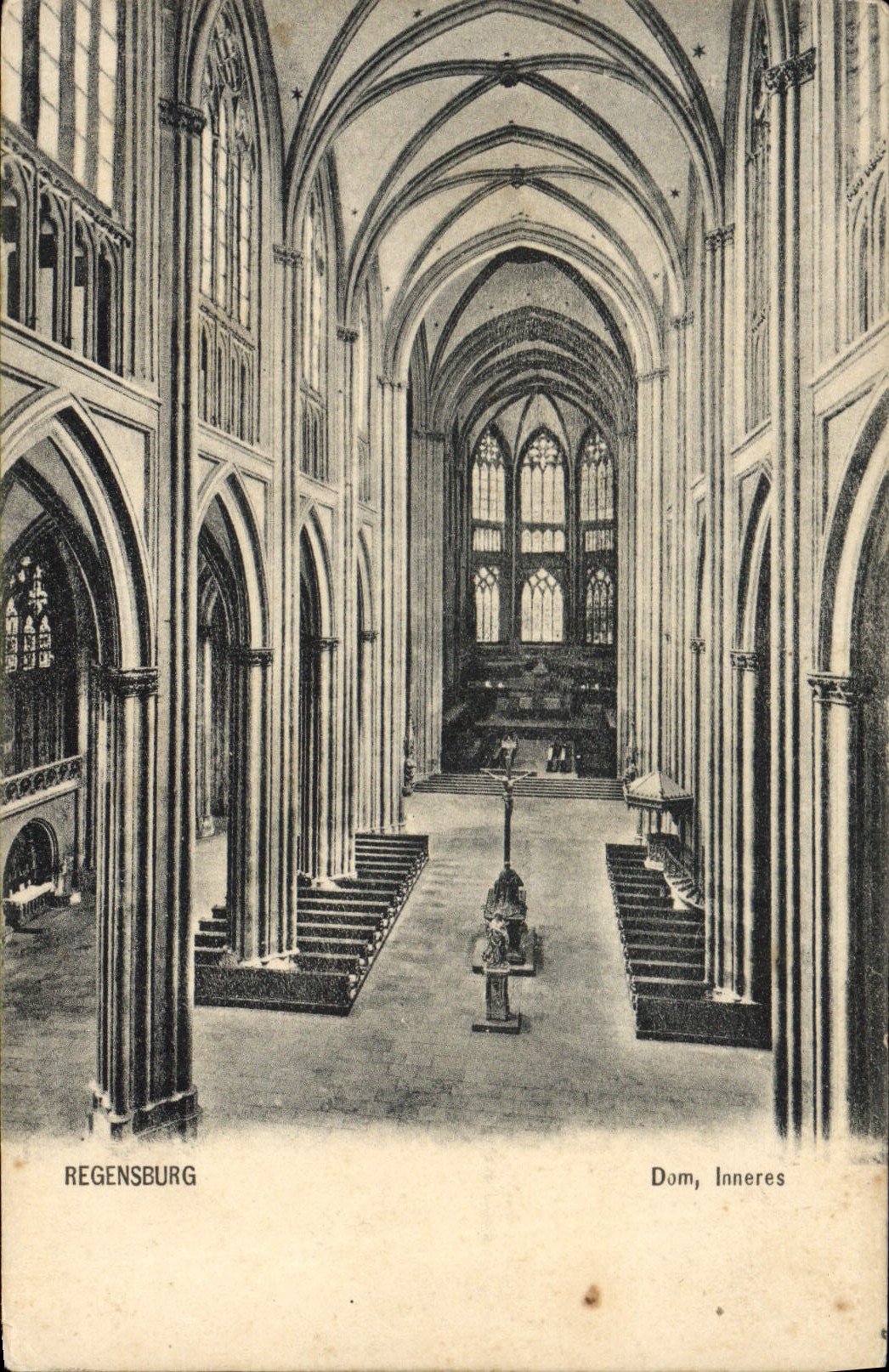 VINTAGE POSTCARD Regensburg Dom Inneres