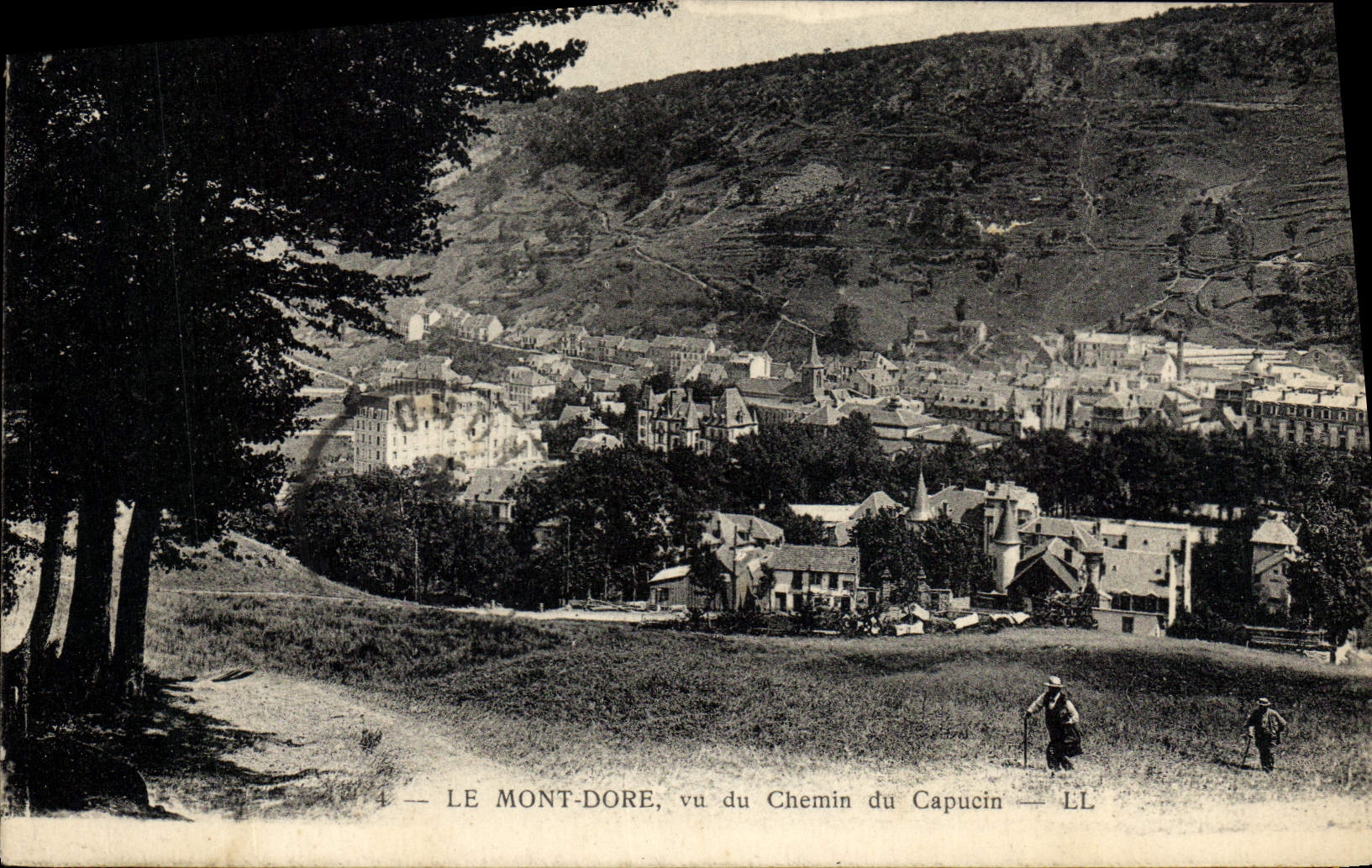 VINTAGE POSTCARD Mont Gilds Seen Way of the Capuchin