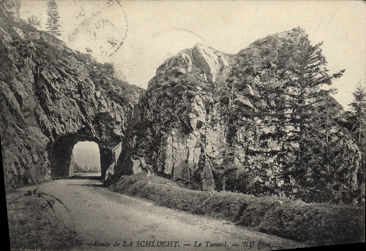 VINTAGE POSTCARD Surroundings of Schlucht the Tunnel