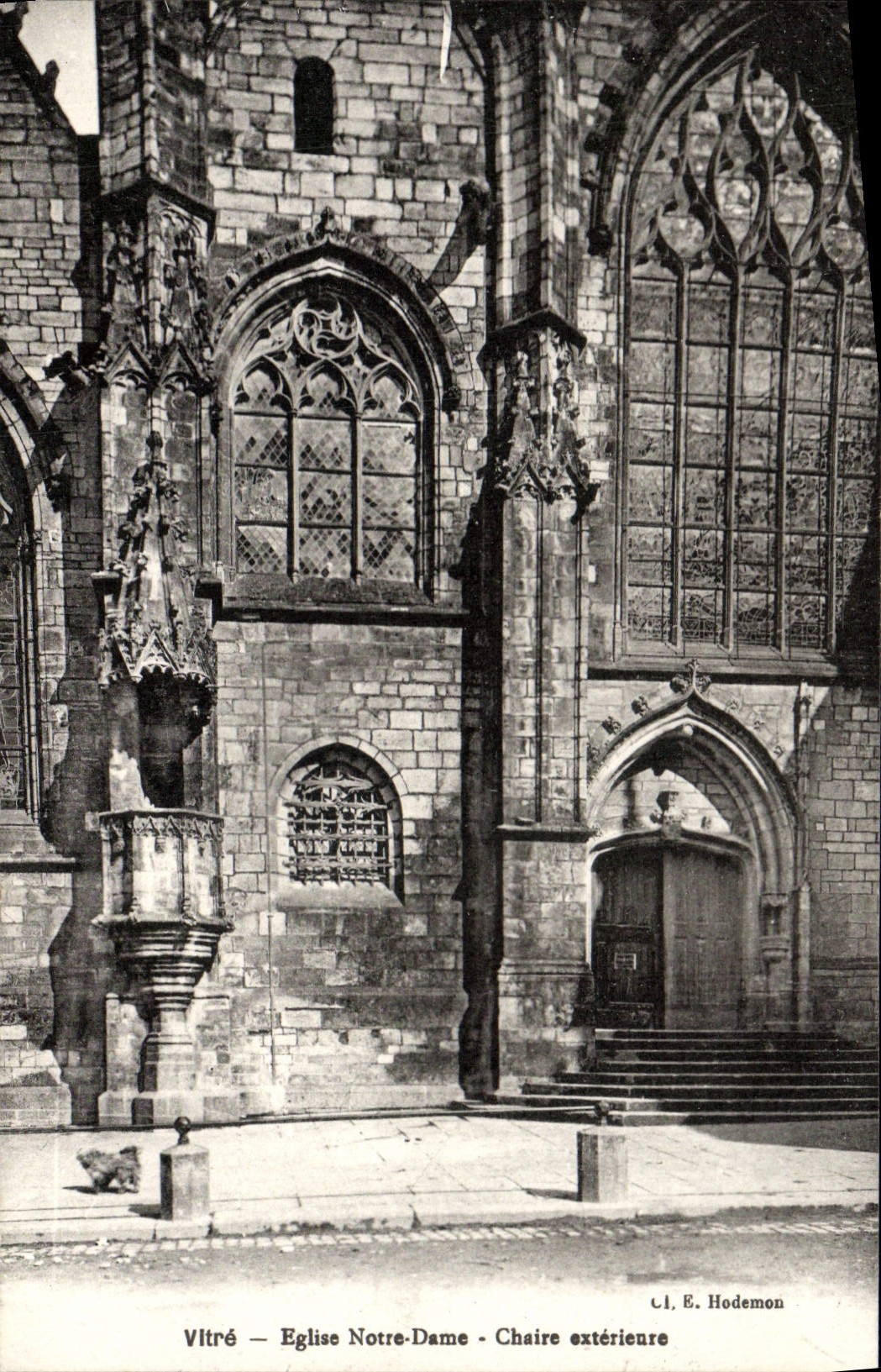 Púlpito del external de Notre Dame de la iglesia del cristal de la POSTAL de la VENDIMIA