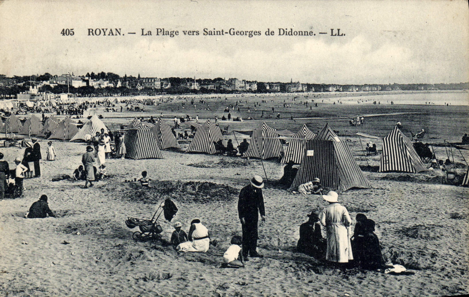 POSTAL Royan de la VENDIMIA la playa hacia Saint Jorte De Didonne