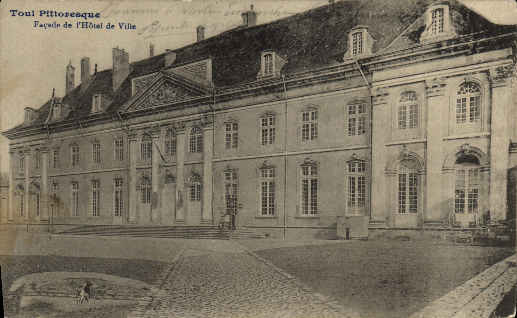 VINTAGE POSTCARD Picturesque Toul Frontage Of the Town hall