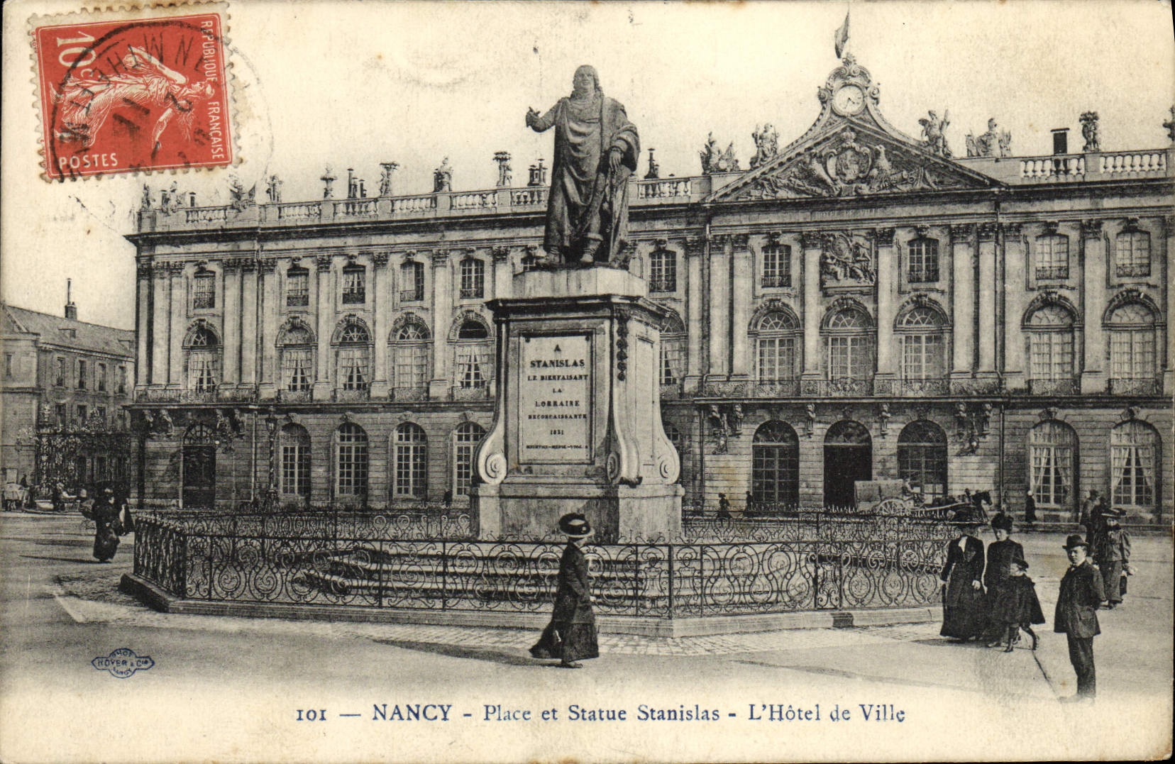 CPA Nancy Place Et Statue Stanislas L'Hotel De Ville
