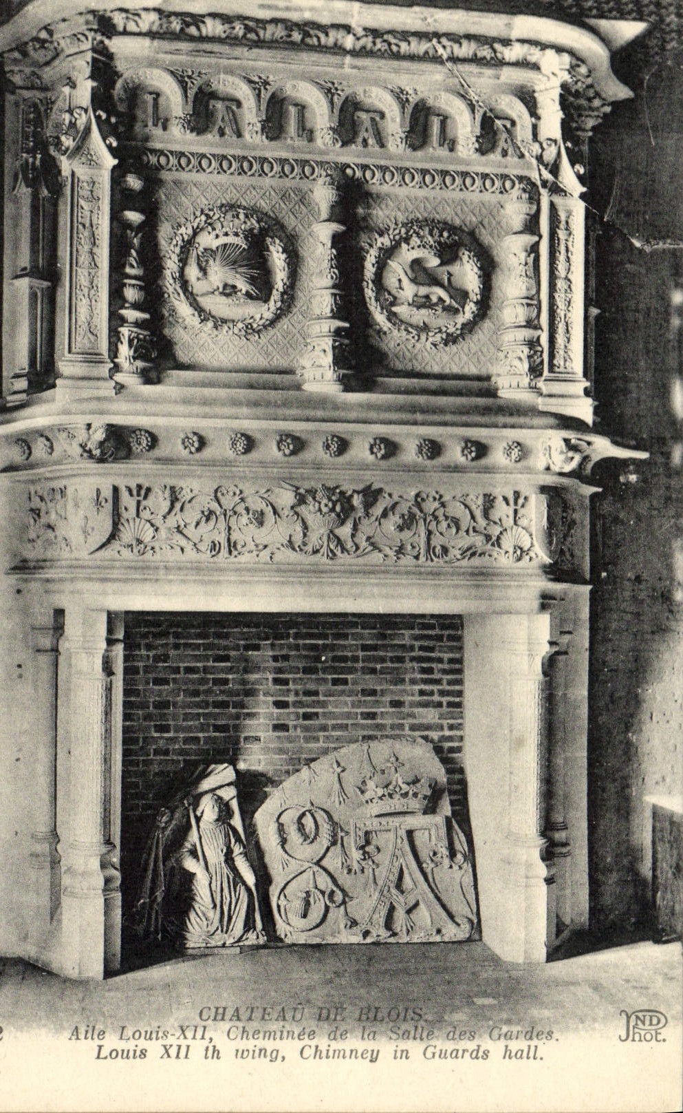 CPA Chateau De Blois Alle Louis XII Cheminee De La Salle des gardes