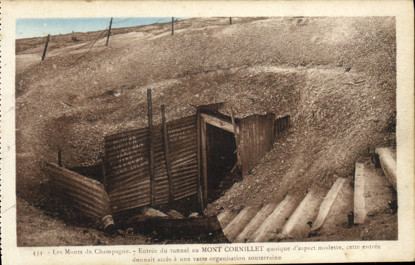 Montajes de Champán de la POSTAL de la VENDIMIA entrados del túnel al montaje Cornillet Militaria