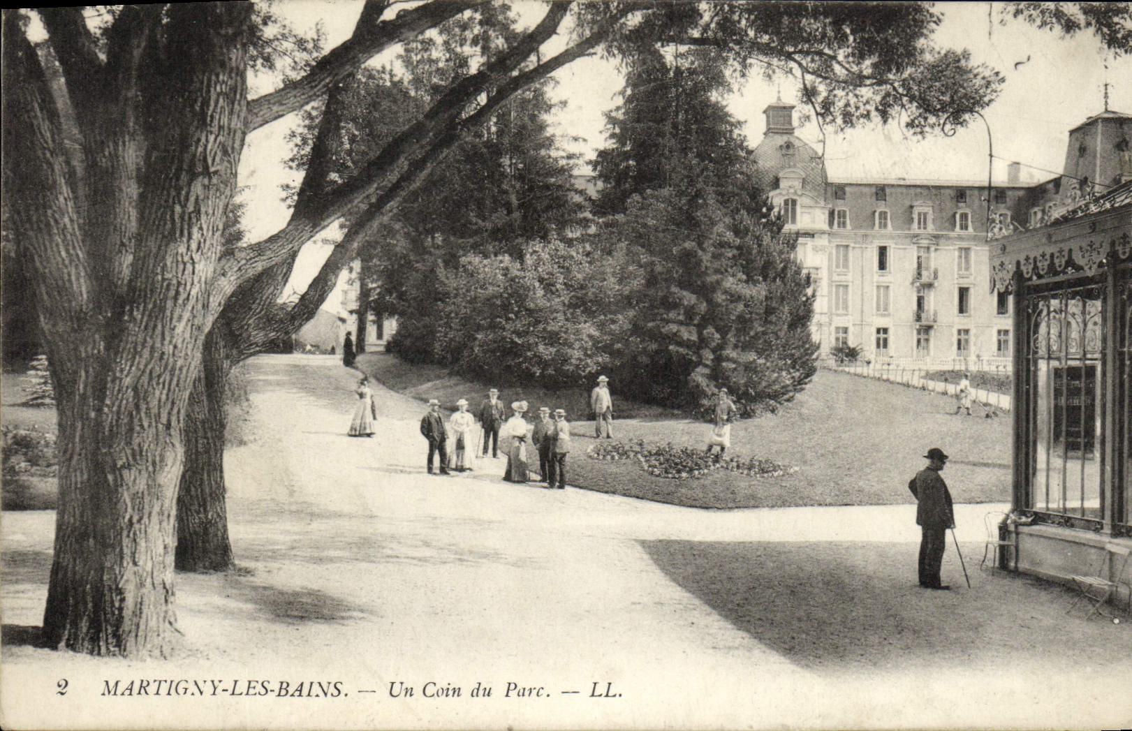 CPA Martigny Les Bains Un Coin Du Parc