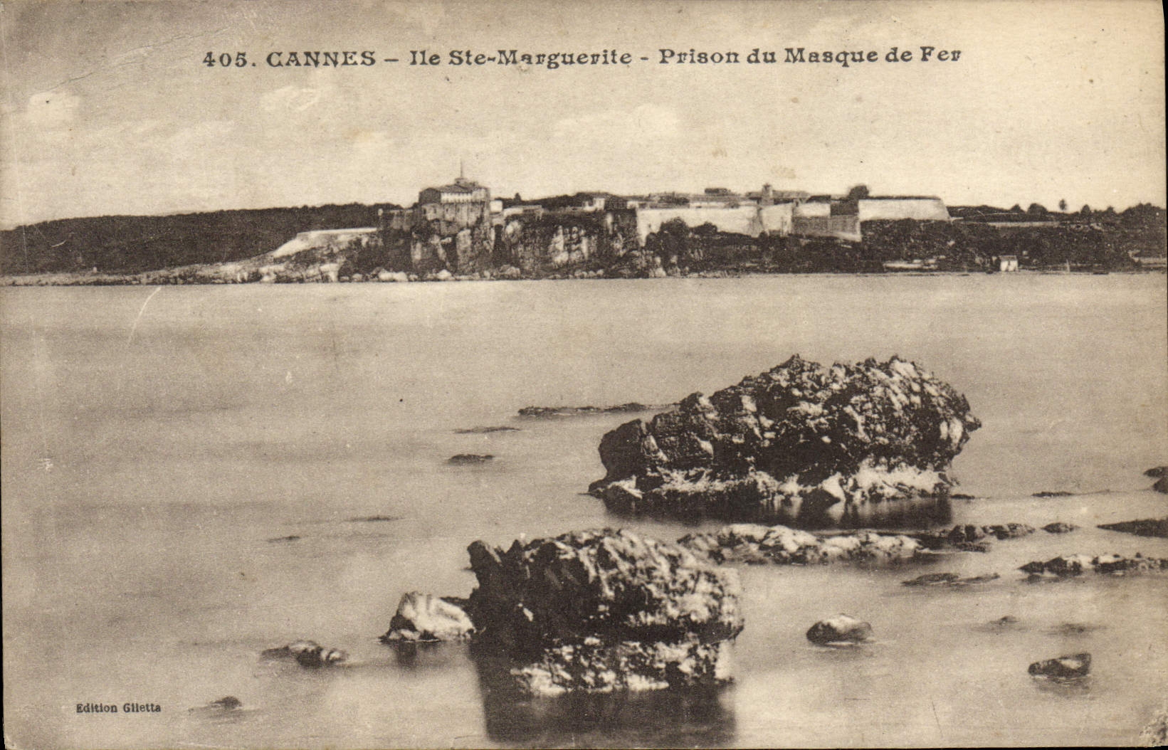 VINTAGE POSTCARD Cannes Island co. Marguerite Prison Of the Iron Mask
