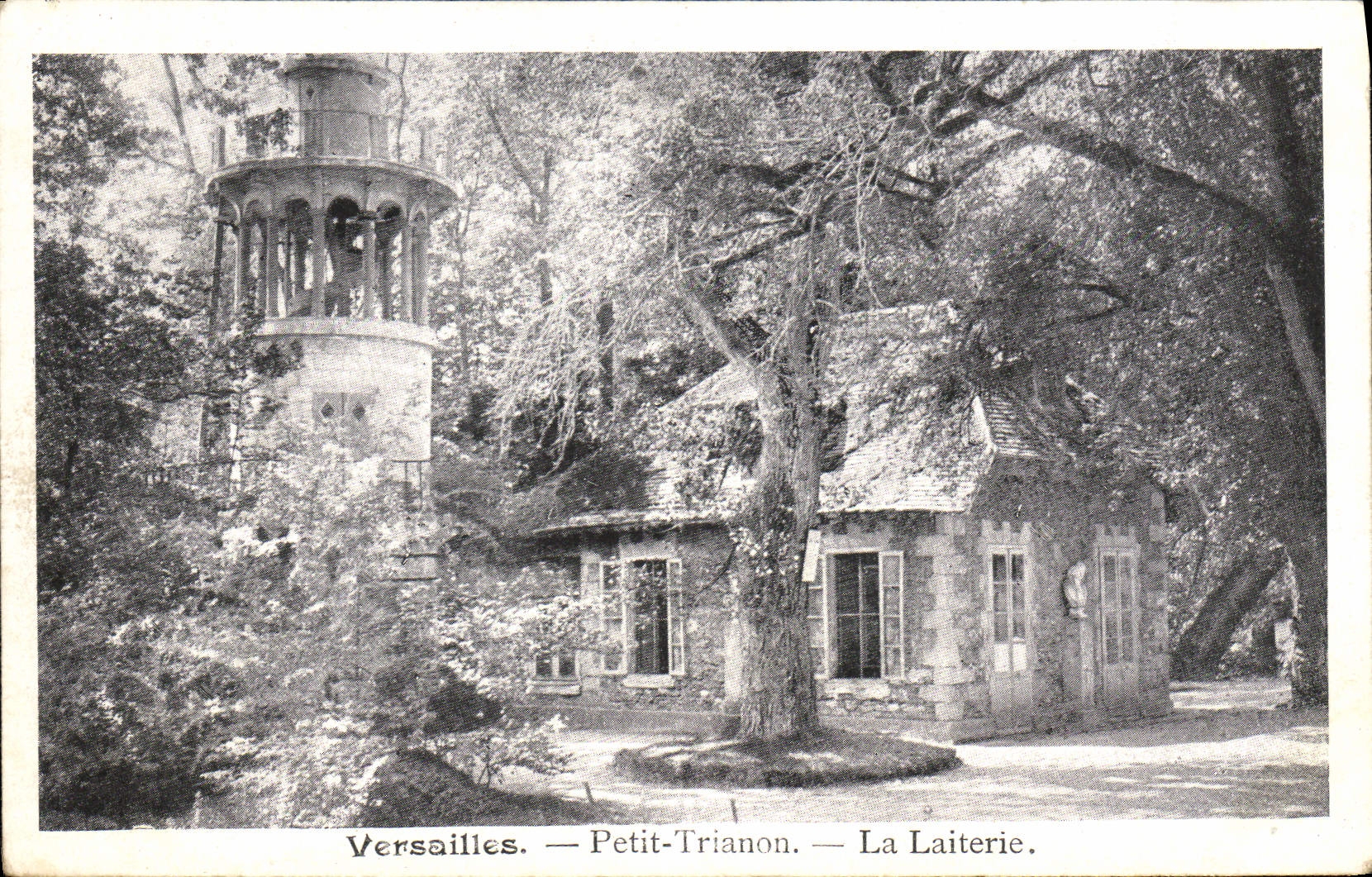 CPA Versailles Petit Trianon La laiterie