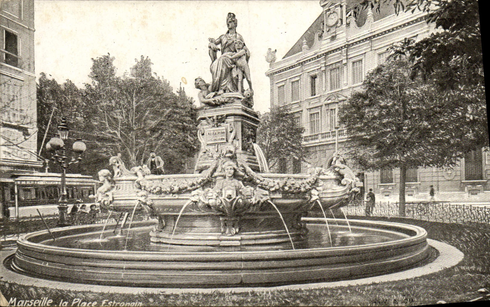 CPA Marseille La place Estrangin