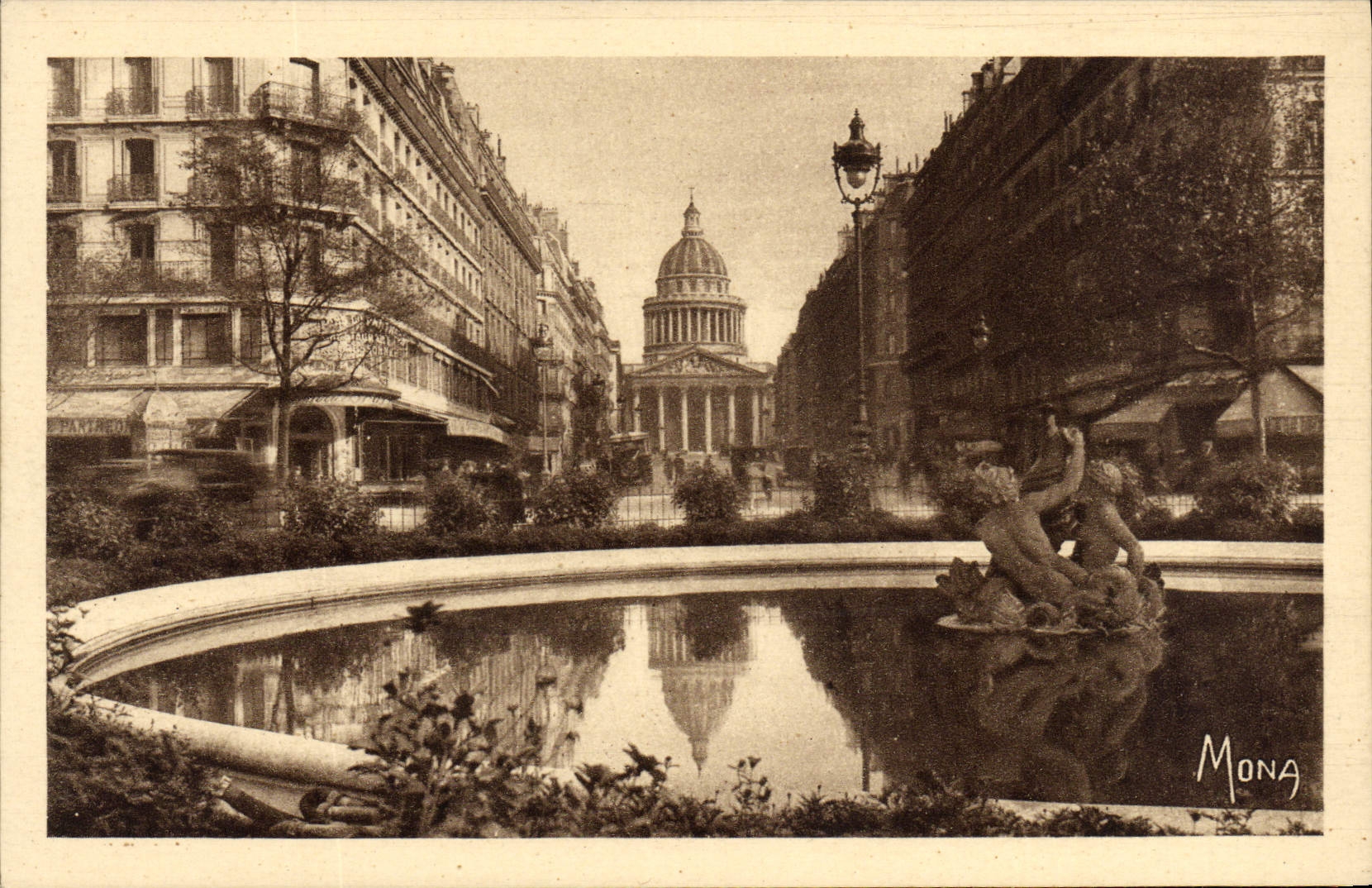 VINTAGE POSTCARD Paris Places ED Rostand the street Soufflot and the Pantheon