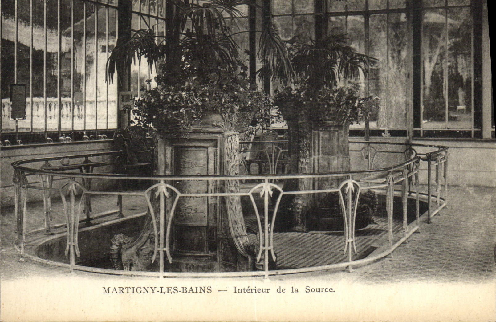 VINTAGE POSTCARD Martigny Les Bains Interior of the Source